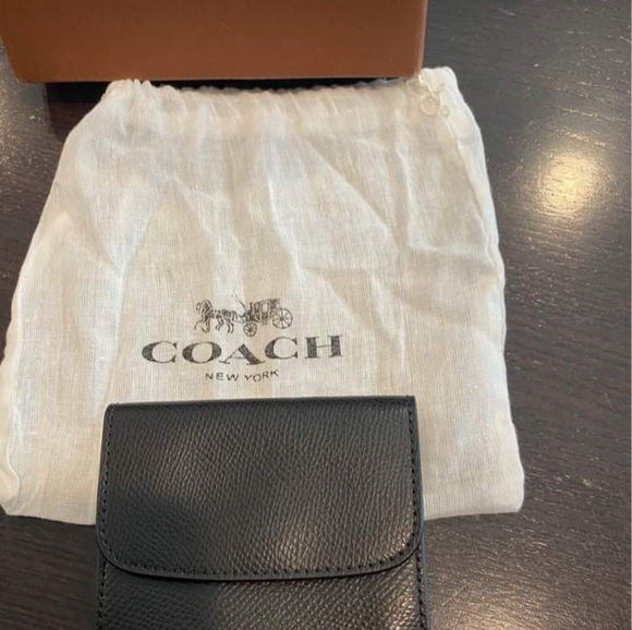 Brand new wallet Coach - Picture 2 of 3